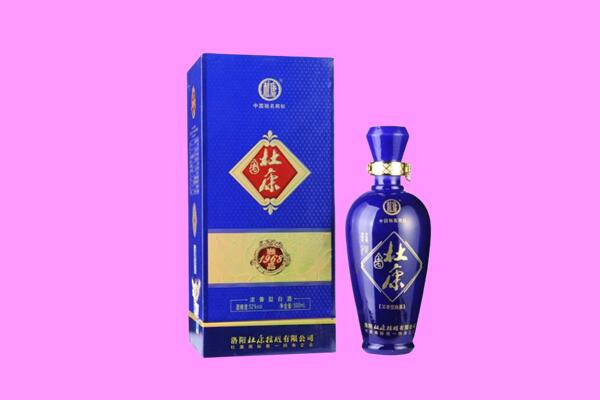 甘孜理塘县国窖1573周边回收